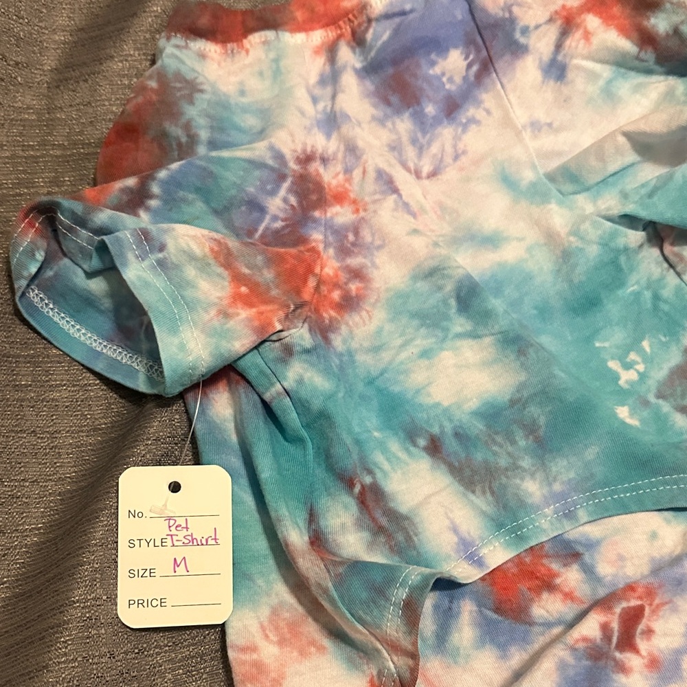 New Pet Tie-Dye Reflective Paw Print T-Shirt size Medium Dog, Cat, Monkey - Picture 5 of 5